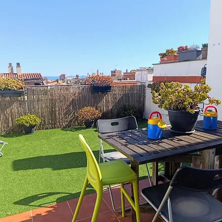 Precioso Duplex Con Terraza A 5 Minutos Playa Y 20 Minutos De Barcelona * Premia De Mar