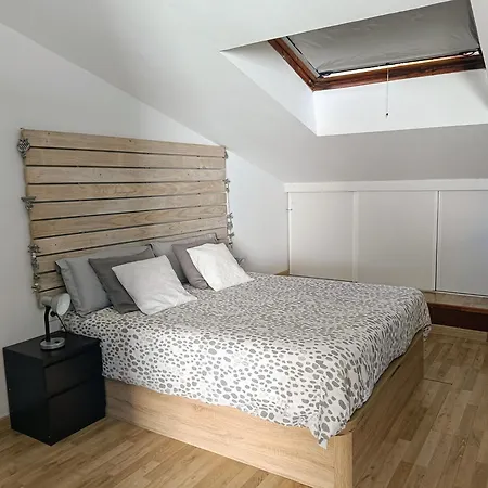 Precioso Duplex Con Terraza A 5 Minutos Playa Y 20 Minutos De Barcelona *